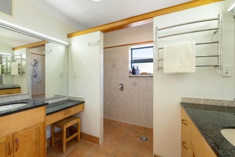 Photo of property in 190 Marine Parade, Mount Maunganui, 3116