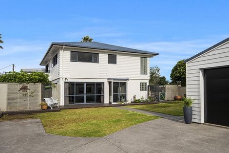 Photo of property in 3 Bermuda Place, One Tree Point, 0118