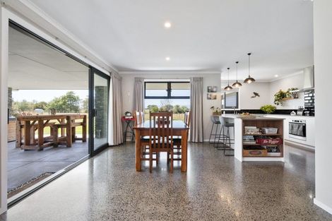 Photo of property in 728 Makino Road, Halcombe, Feilding, 4777