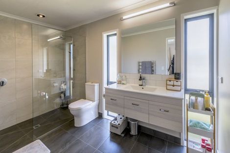 Photo of property in 34 Weld Street, Levin, 5510