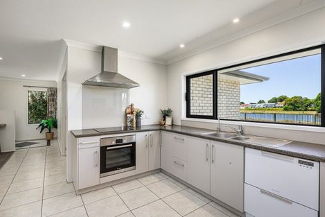 Photo of property in 17 Uretara Drive, Katikati, 3129