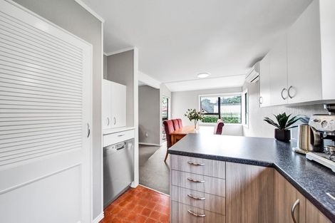 Photo of property in 69 Arundel Crescent, Westown, New Plymouth, 4310