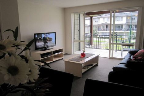 Photo of property in 3/34 Opito Way, East Tamaki, Auckland, 2013