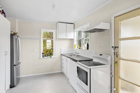 Photo of property in 17 Highbury Road, Highbury, Wellington, 6012