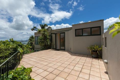 Photo of property in 1 Awarua Crescent, Orakei, Auckland, 1071