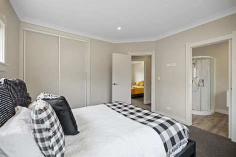 Photo of property in 107 Brooklands Road, Brooklands, New Plymouth, 4310