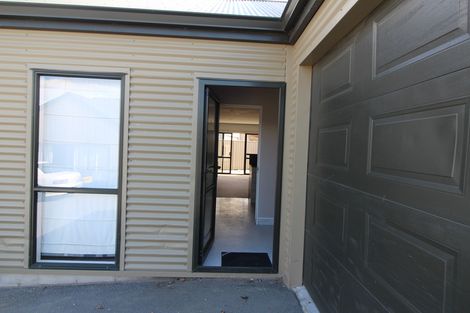 Photo of property in 8d Mckellar Court, Cromwell, 9310