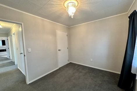 Photo of property in 4 Kirkcaldie Grove, Levin, 5510