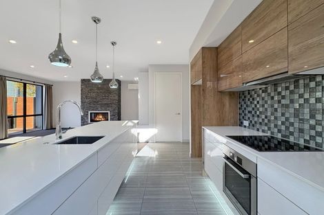 Photo of property in 32a Hewitts Road, Merivale, Christchurch, 8014