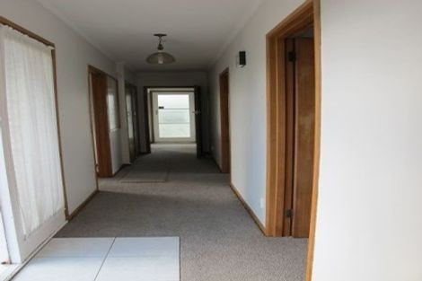 Photo of property in 98a Arran Road, Browns Bay, Auckland, 0630