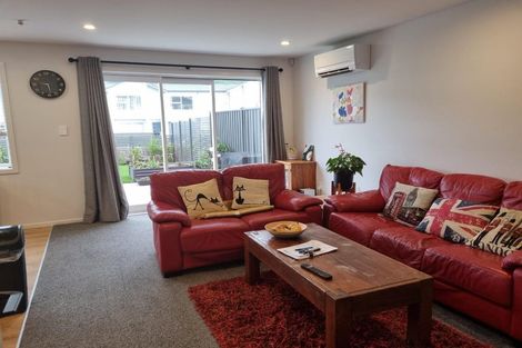 Photo of property in 11 Kamana Way, Kenepuru, Porirua, 5022