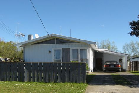 Photo of property in 14 Bovis Street, Shannon, 4821