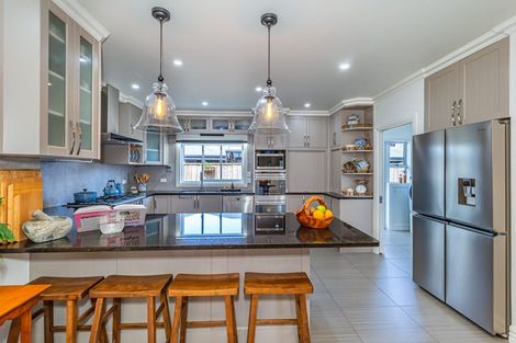 Photo of property in 15 Okarito Avenue, Levin, 5510