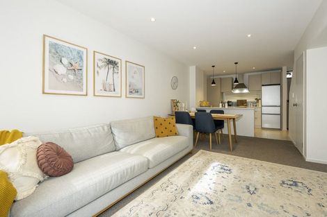 Photo of property in 5/2b Walsall Street, Avondale, Auckland, 1026