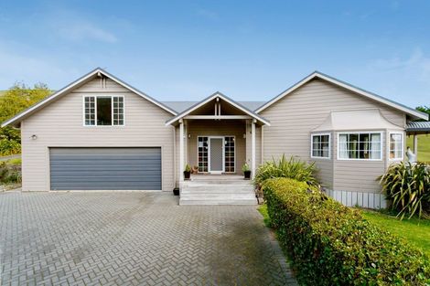 Photo of property in 89 Hill View Drive, Acacia Bay, Taupo, 3385