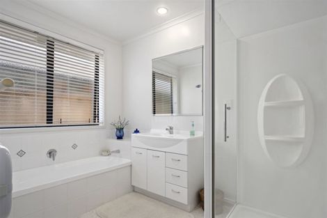 Photo of property in 109 Doncaster Drive, Papamoa Beach, Papamoa, 3118