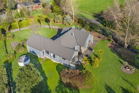 Photo of property in 84 Muhunoa West Road, Ohau, Levin, 5570