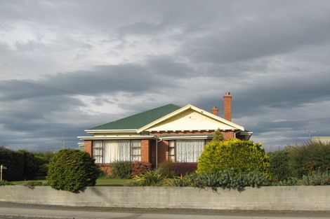 Photo of property in 24 Essex Street, Balclutha, 9230