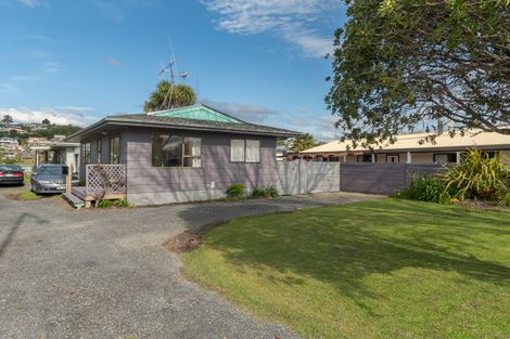Photo of property in 406a Ngatai Road, Bellevue, Tauranga, 3110