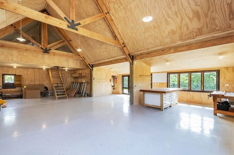 Photo of property in 302 Whitecliffs Road, Whitecliffs, Coalgate, 7673