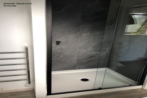 Photo of property in 3/27 Rangitoto Terrace, Milford, Auckland, 0620