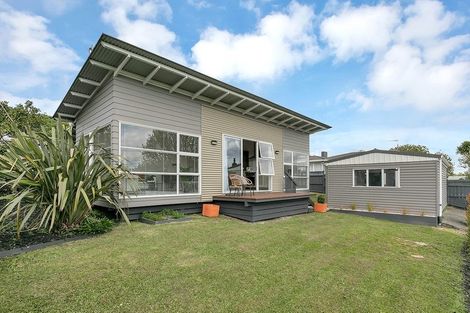 Photo of property in 63a Salisbury Road, Birkdale, Auckland, 0626