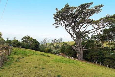 Photo of property in 15 Kelland Road, Pollok, Waiuku, 2683