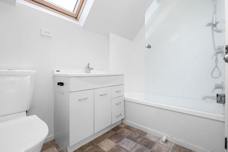 Photo of property in 12a Dowding Street, Melville, Hamilton, 3206