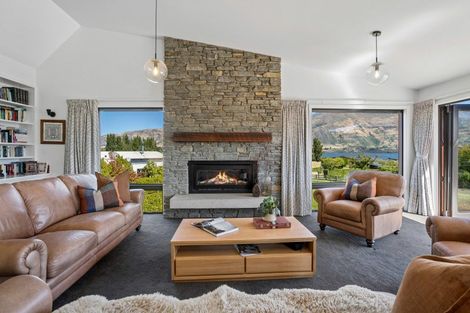 Photo of property in 314 Beacon Point Road, Wanaka, 9305