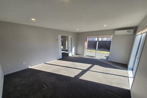 Photo of property in 10 Davaar Crescent, Broomfield, Christchurch, 8042