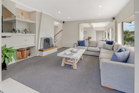 Photo of property in 10 Sea View Terrace, Cockle Bay, Auckland, 2014