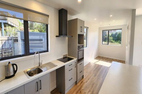 Photo of property in 8 Handley Place, Glen Avon, New Plymouth, 4312