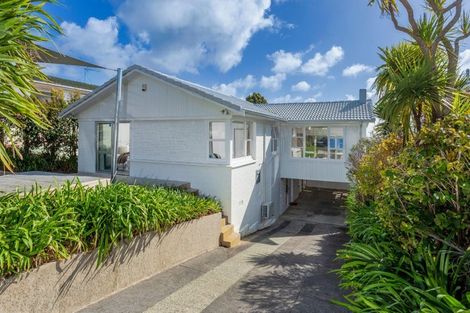 Photo of property in 6 Monarch Avenue, Hillcrest, Auckland, 0627