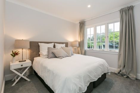 Photo of property in 9 Gillean Street, Havelock North, 4130