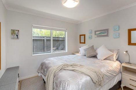 Photo of property in 28a Cotter Street, Greytown, 5712