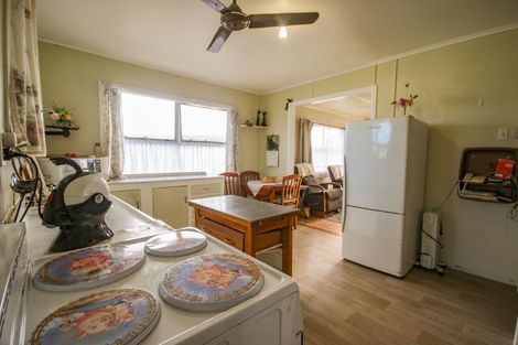 Photo of property in 59 Jellicoe Road, Ruawai, 0530