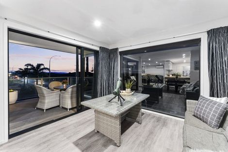 Photo of property in 972 Papamoa Beach Road, Papamoa Beach, Papamoa, 3118