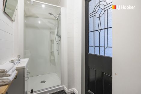 Photo of property in 52 Sutherland Street, Dunedin Central, Dunedin, 9016