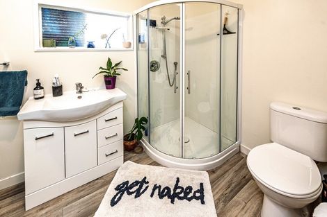 Photo of property in 6 Glenn Street, Castlecliff, Whanganui, 4501