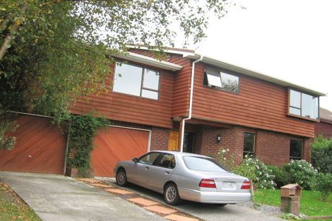 Photo of property in 3 Duval Grove, Tawa, Wellington, 5028