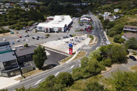 Photo of property in 105 Redwood Avenue, Tawa, Wellington, 5028