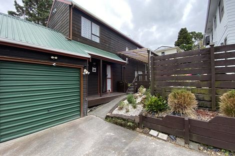Photo of property in 4/43-53 Chivalry Road, Glenfield, Auckland, 0629