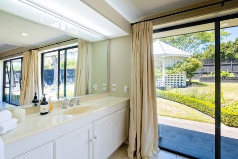 Photo of property in 6 Chestnut Court, Havelock North, 4130