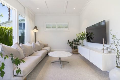 Photo of property in 11 Chester Avenue, Westmere, Auckland, 1022