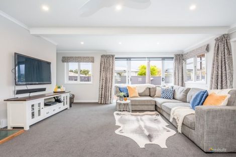 Photo of property in 1 Charleston Avenue, Boulcott, Lower Hutt, 5011