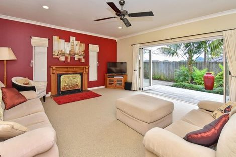 Photo of property in 26 Byblos Place, The Gardens, Auckland, 2105