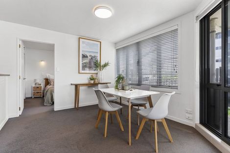 Photo of property in Anchorage Apartments, 104/36 Victoria Road, Mount Maunganui, 3116