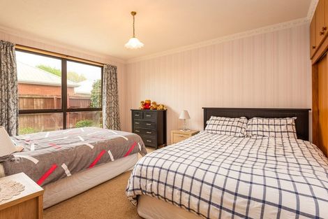 Photo of property in 28 Cricklewood Place, Avonhead, Christchurch, 8042