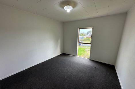 Photo of property in 180 Mahia Road, Wattle Downs, Auckland, 2103