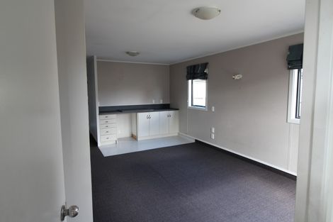 Photo of property in 8d Mckellar Court, Cromwell, 9310